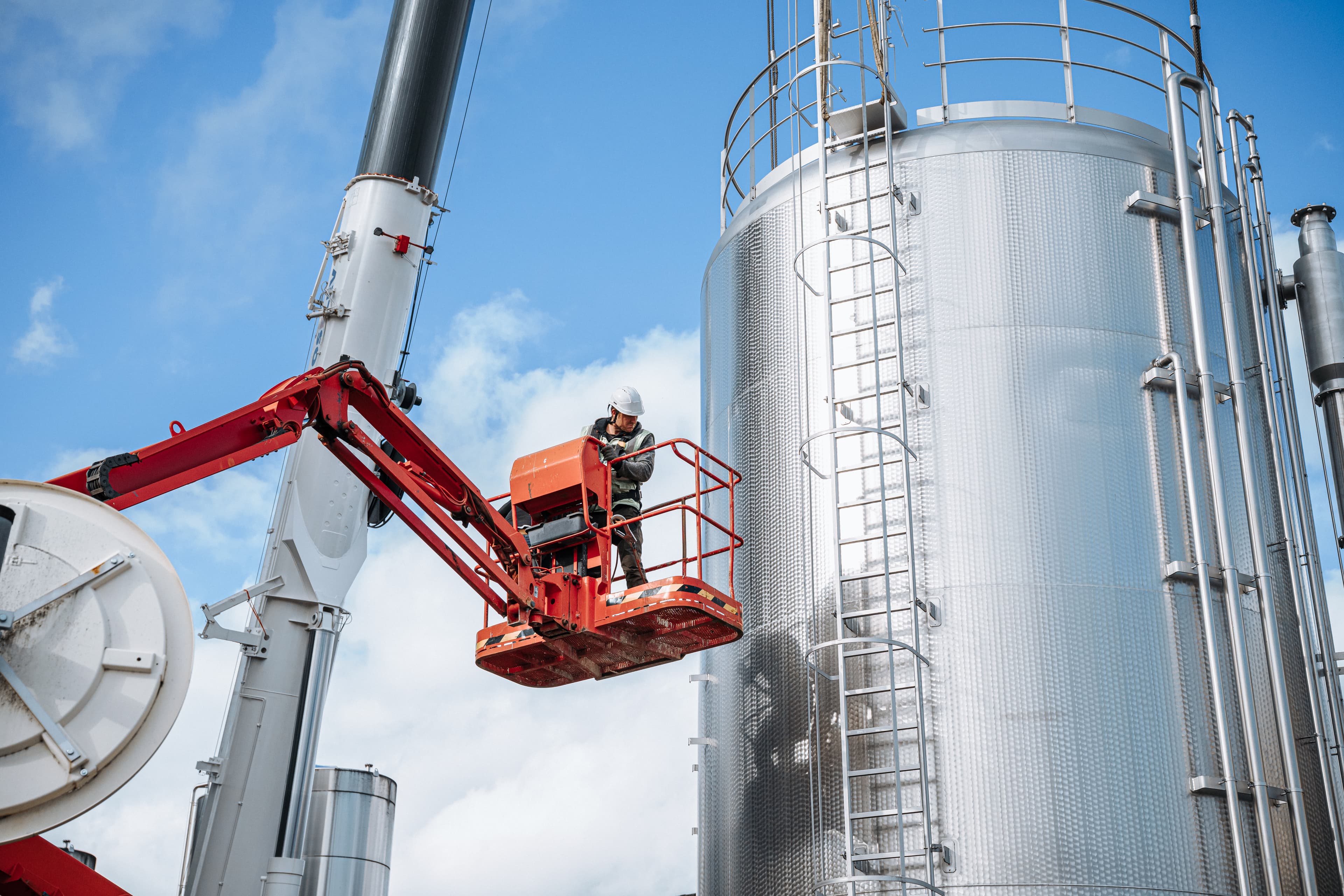 Person maintaining a sustainable fermenter